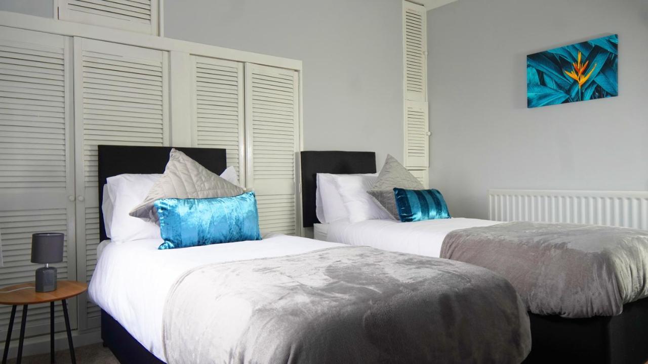 Portobello House - Four Bedroom House Perfect For Contractors - Sleeps 6 - Free Parking Wolverhampton Exterior photo
